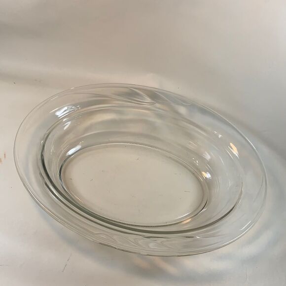 Other - Clear Glass Serving Dish Bowl Decorative Edge 2 1/2 Quart Made In USA Home Cook